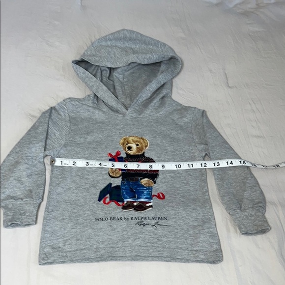 Ralph‎ Lauren Gray Sweatshirt with Bear Design - Picture 6 of 6